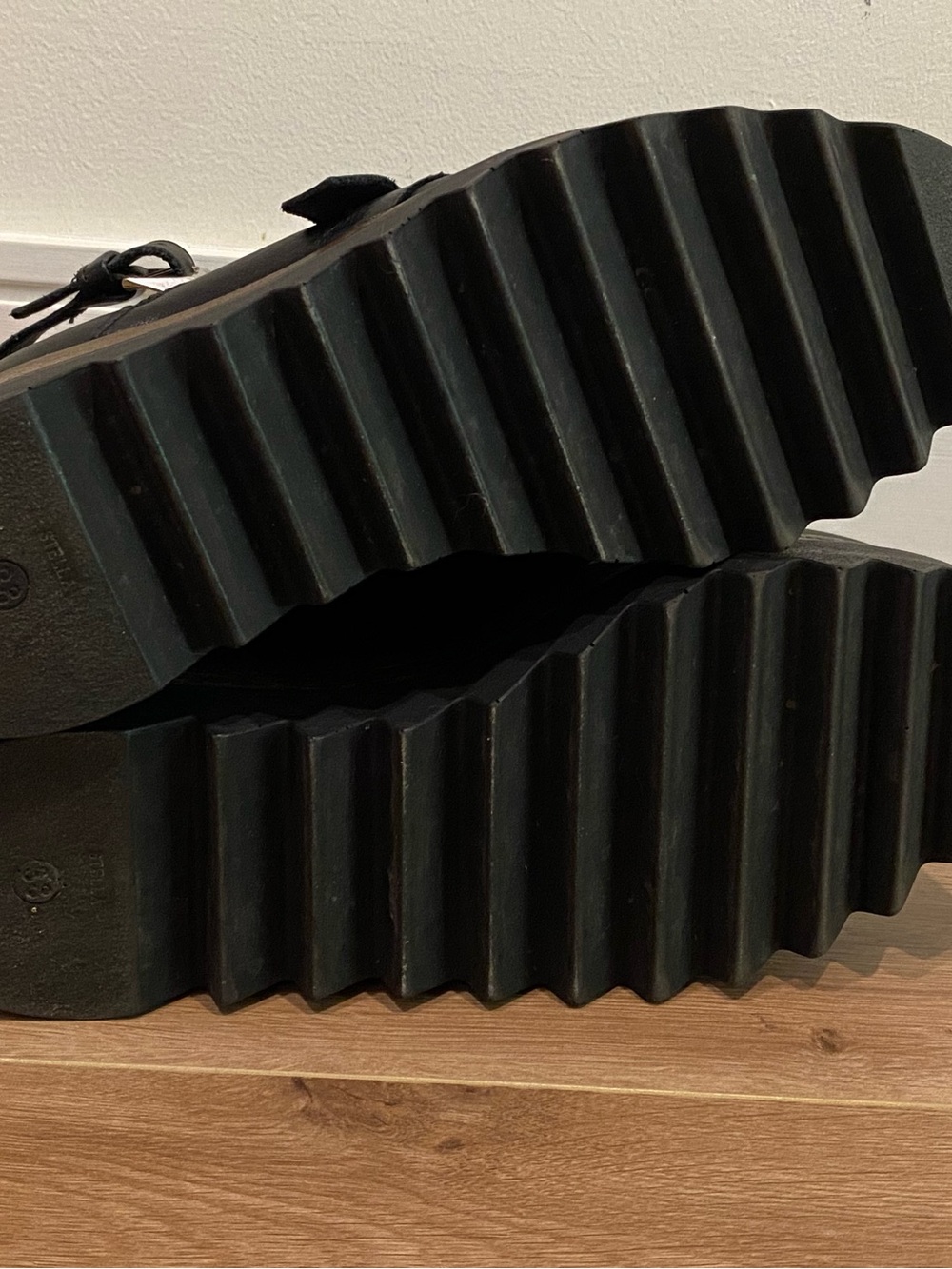 L’INTERVALLE Stella leather platform shoes - Picture 4 of 4